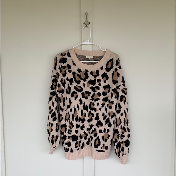entro Sweaters - Entro boutique leopard sweater